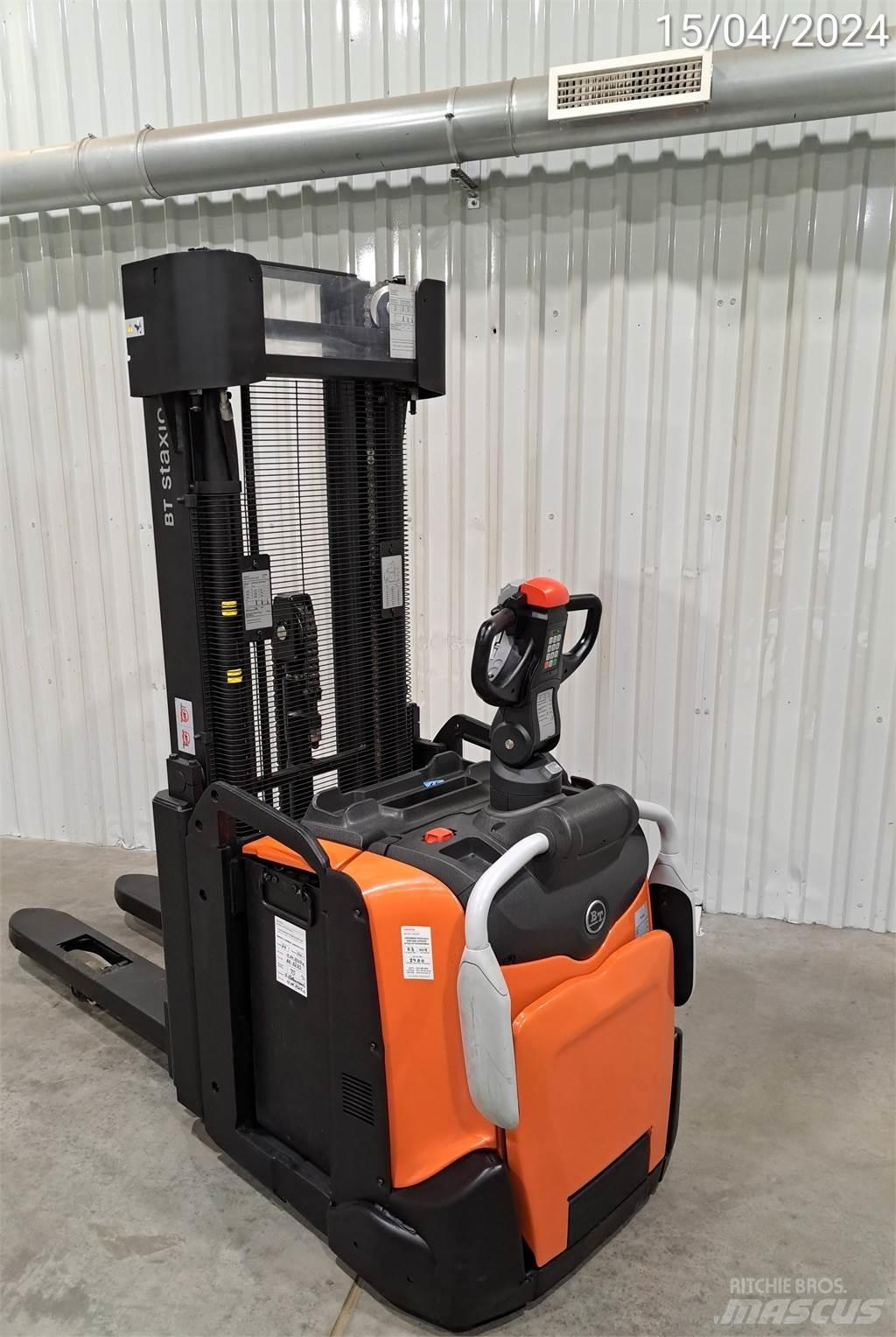 BT SPE160L 手推堆垛车