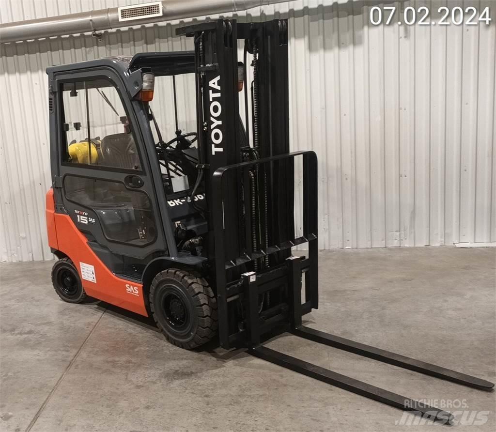 Toyota 02-8FGF15 天然气叉车