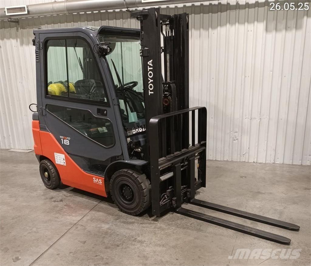 Toyota 02-8FGF18 天然气叉车