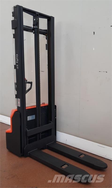 BT SHE100 手托盘堆垛机