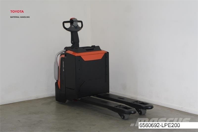 BT LPE200 电动搬运车