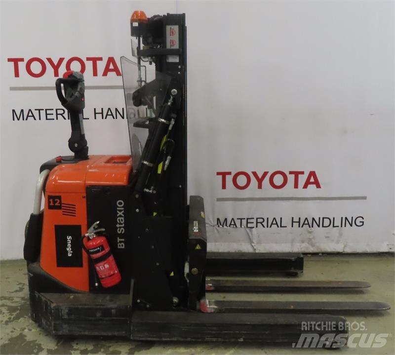 BT SPE120XR 手推堆垛车