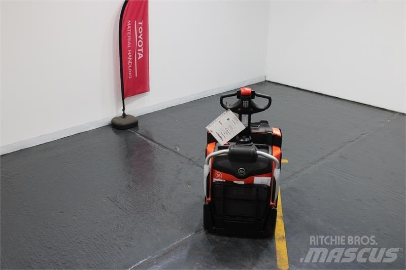 BT LPE200 电动搬运车