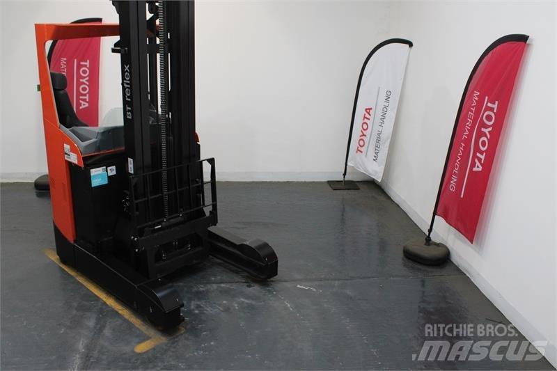 BT RRE200 前移式叉车
