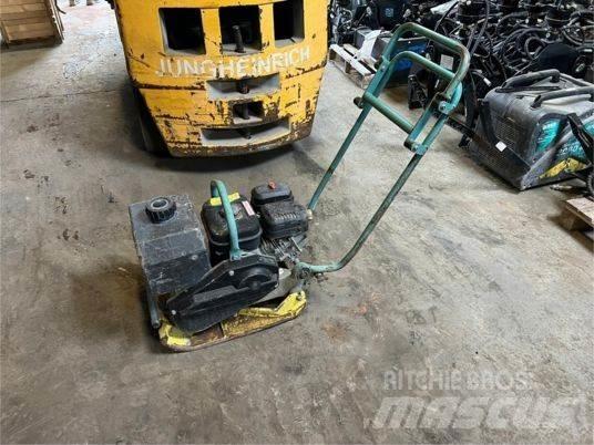 Ammann APF 12/40 平板夯