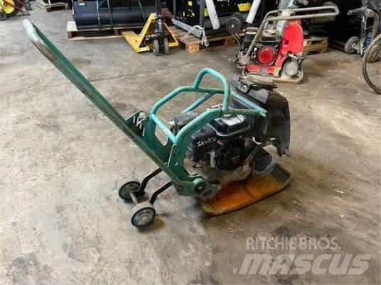 Ammann APF 1550 平板夯