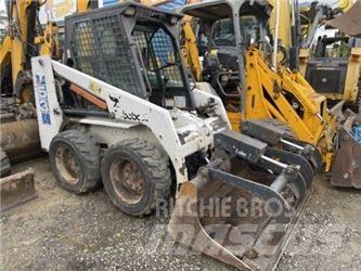 Bobcat 753 小型装载机