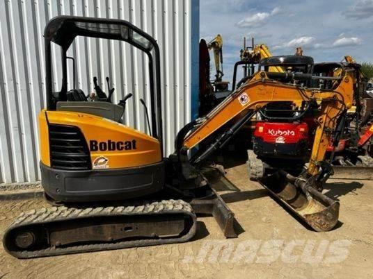 Bobcat E26 小型挖掘机