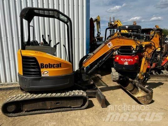 Bobcat E26 小型挖掘机