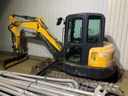 Bobcat E50 小型挖掘机