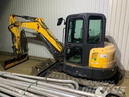 Bobcat E50 小型挖掘机