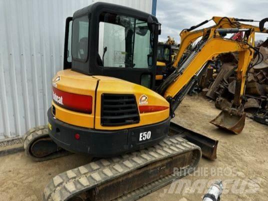 Bobcat E50 小型挖掘机