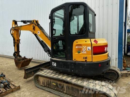Bobcat E50 小型挖掘机