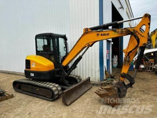 Bobcat E50 小型挖掘机