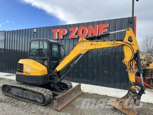 Bobcat E50 小型挖掘机