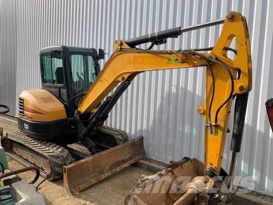 Bobcat E50EM 小型挖掘机