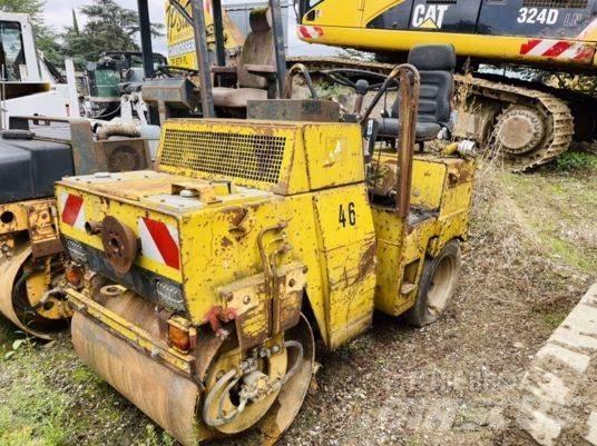 Bomag BW100AC 复合式压路机