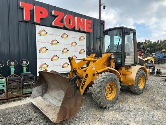 JCB 408 à 14500 € HT 轮式装载机