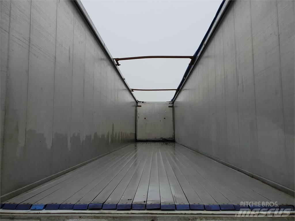 AMT 93 M3 自装卸半拖车