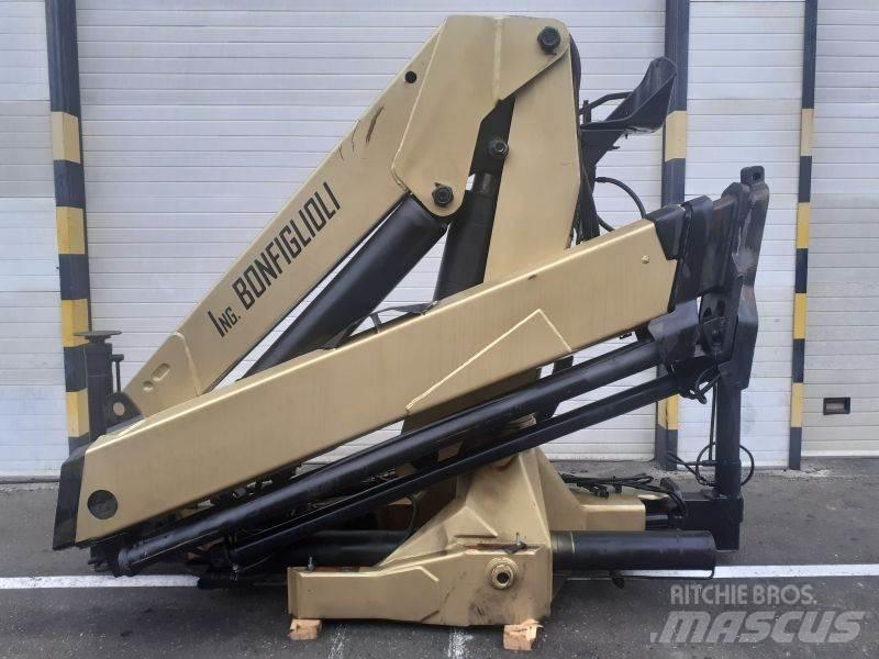 Bonfiglioli 22500XL 随车折臂吊