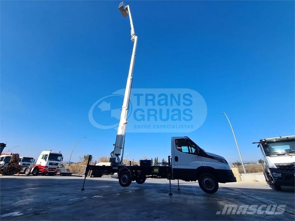 Cela DT Truck 25 车载式高空作业车