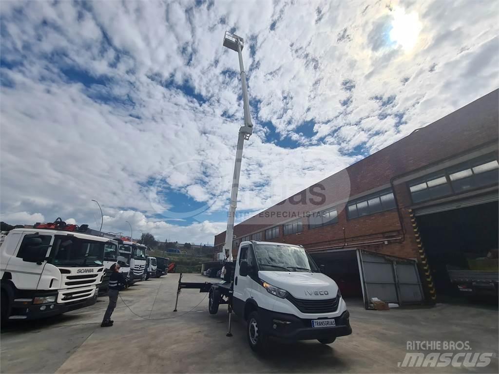 Cela DT Truck 28 FE 车载式高空作业车