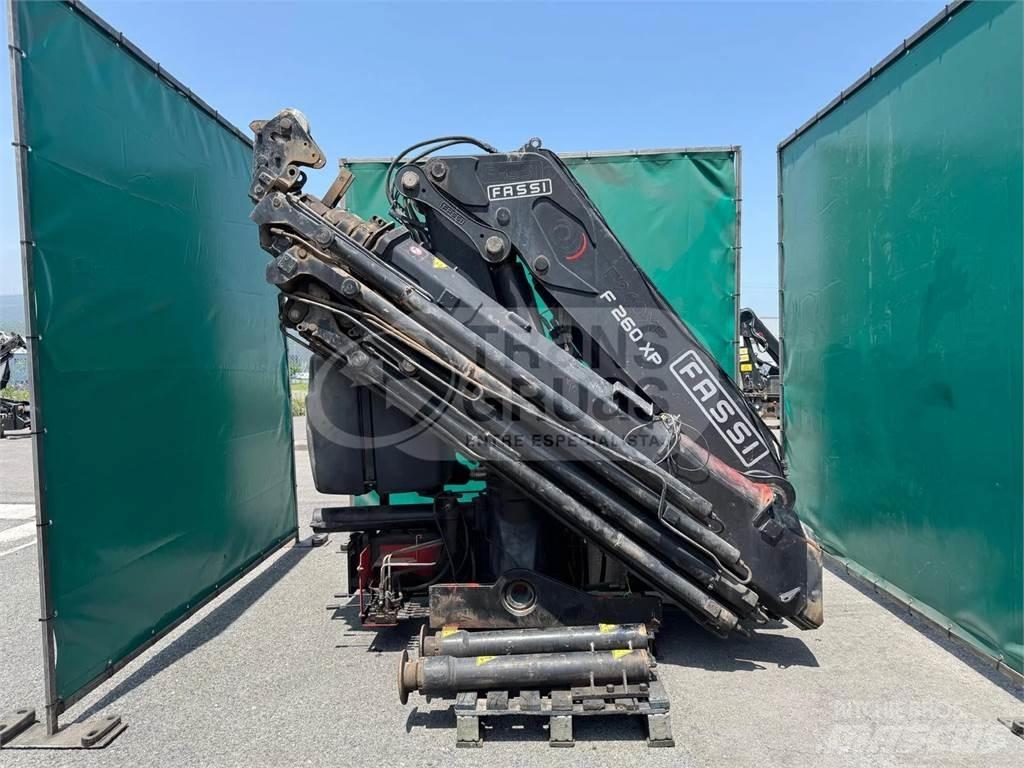 Fassi F260BXP.28 随车折臂吊