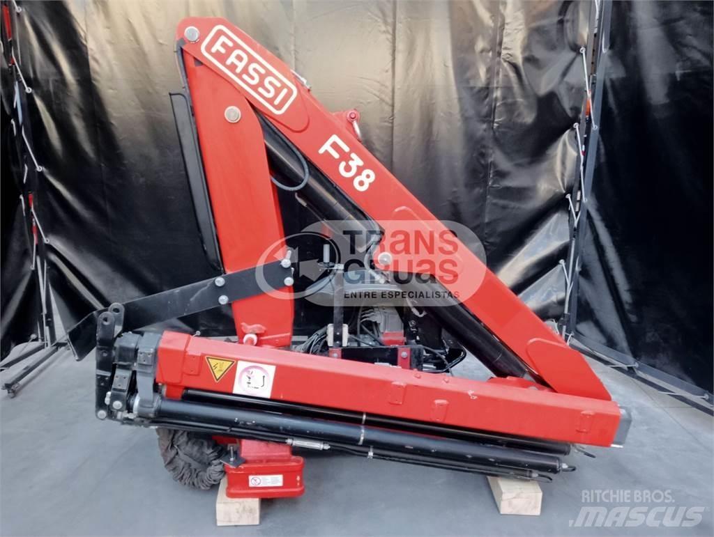 Fassi F38AF 随车折臂吊