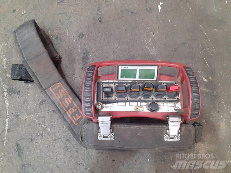 Fassi F425ACXP.24 随车折臂吊