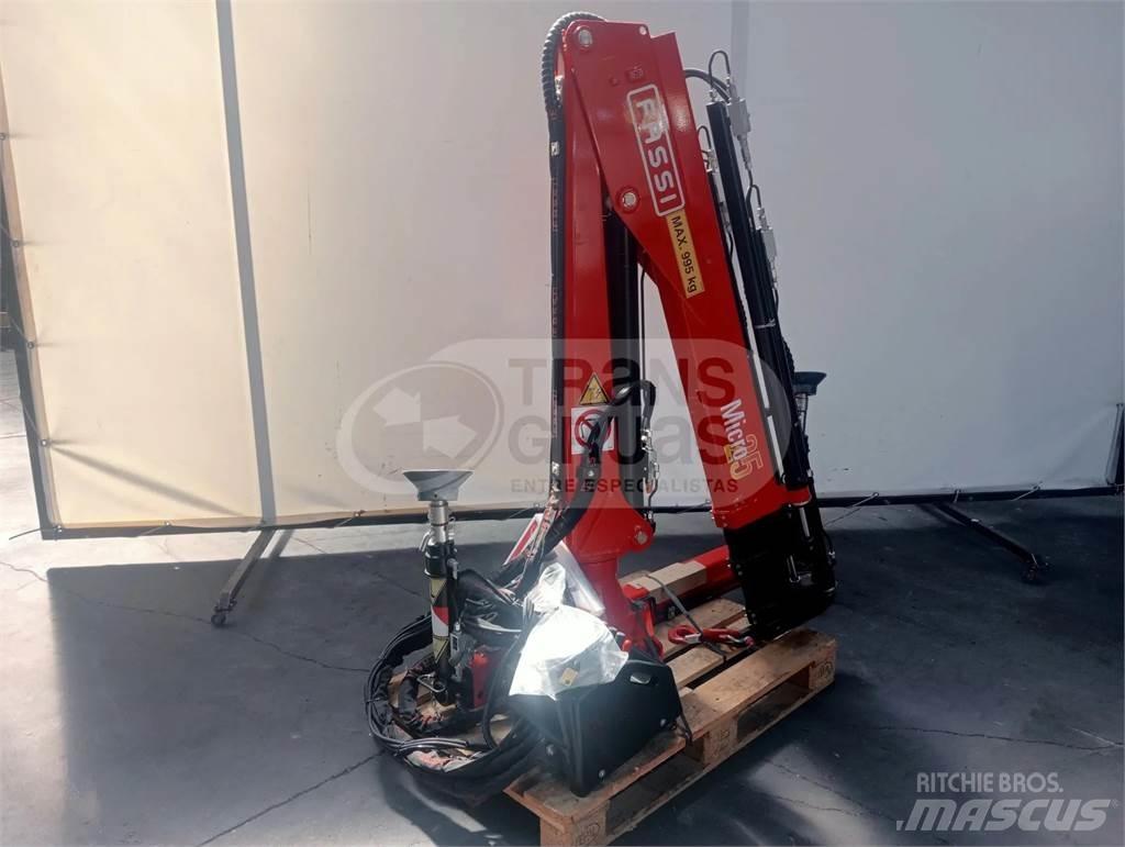 Fassi MICRO M25A.13 随车折臂吊