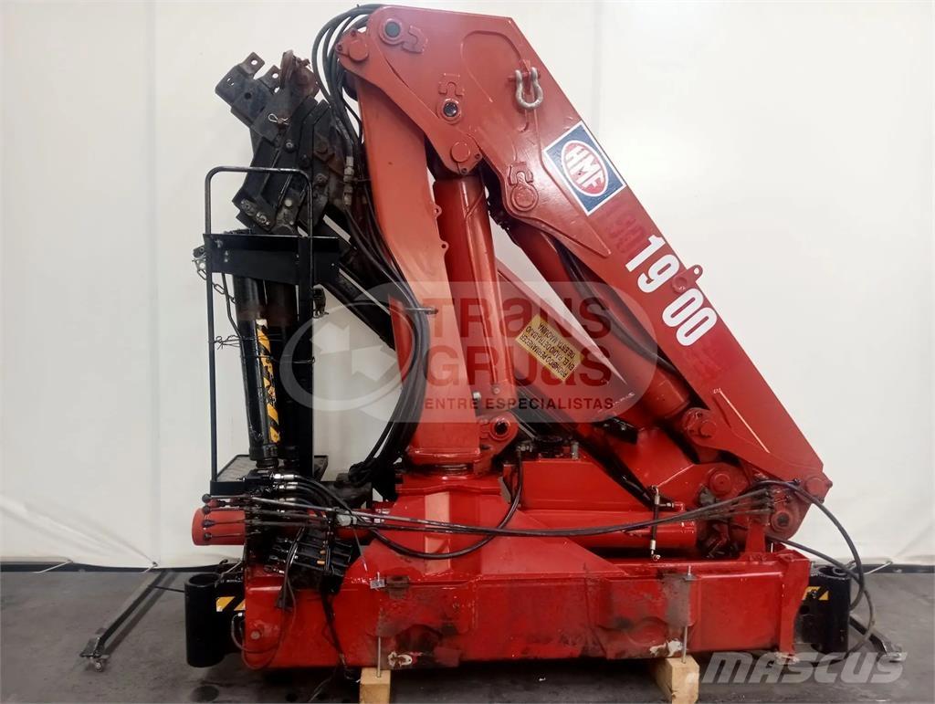 HMF 1903 K5 随车折臂吊