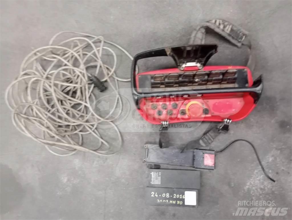 Palfinger PK 15500 随车折臂吊