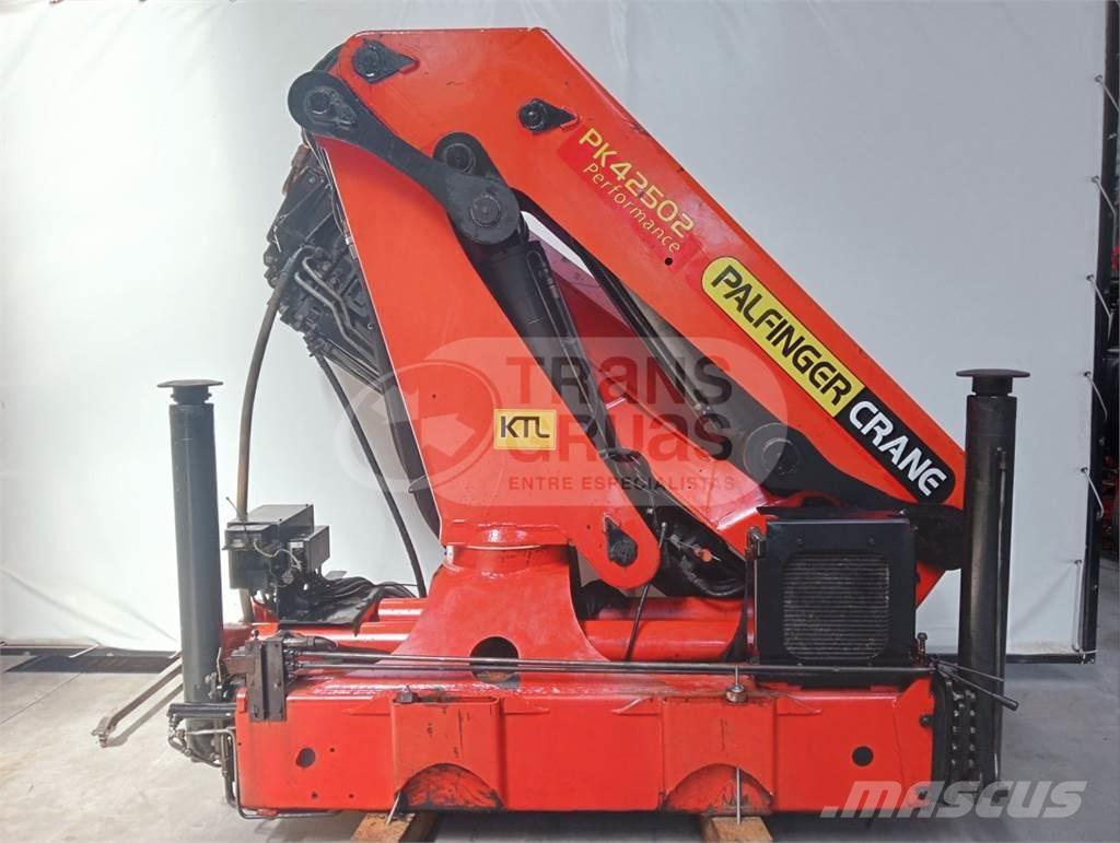 Palfinger PK 42502 随车折臂吊