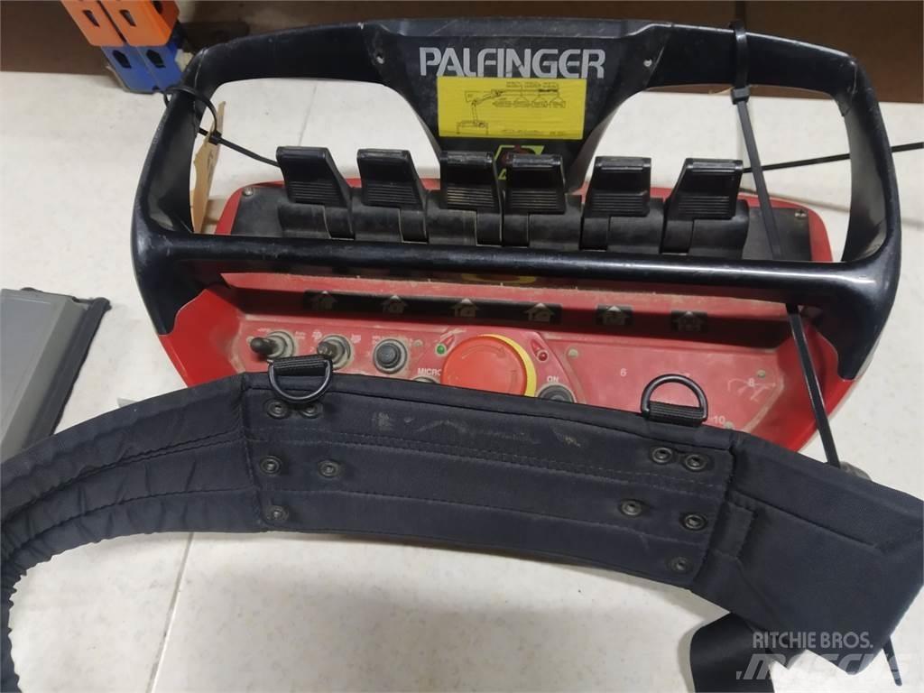Palfinger PK 6001 随车折臂吊