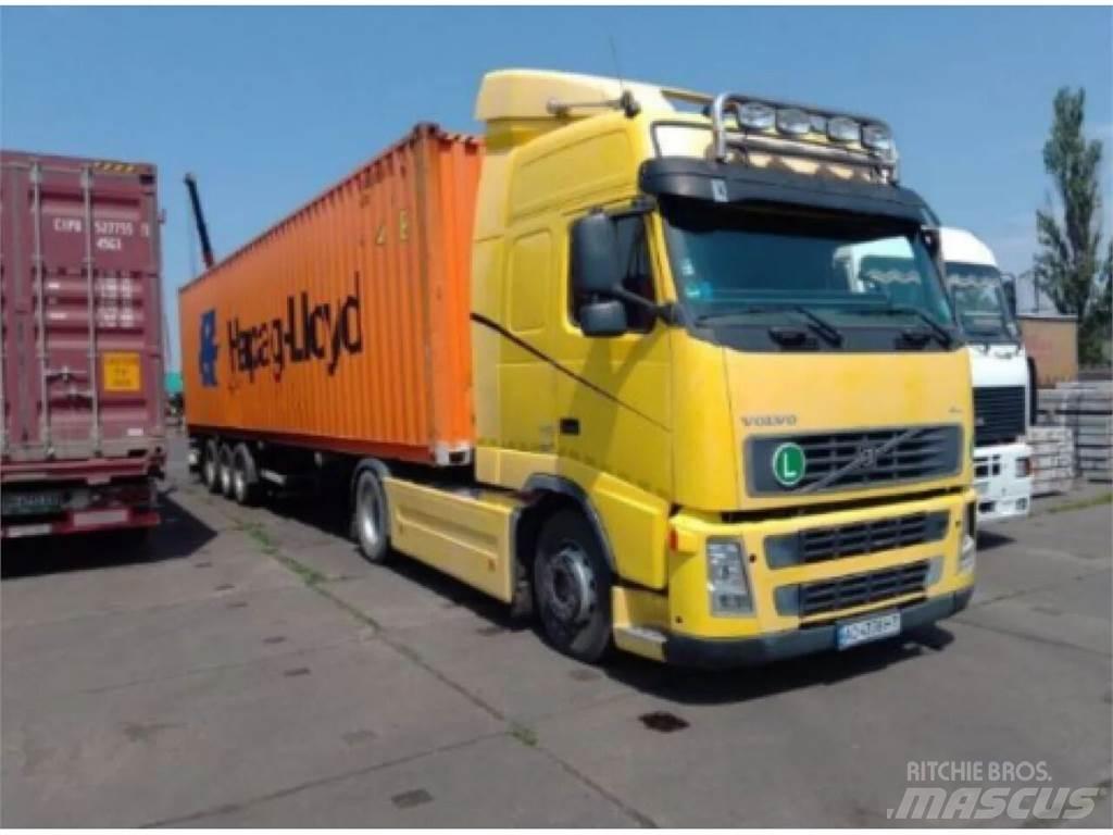 Volvo  牵引车