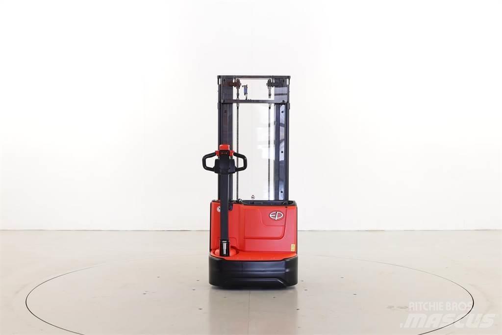 EP ESA121 手推堆垛车