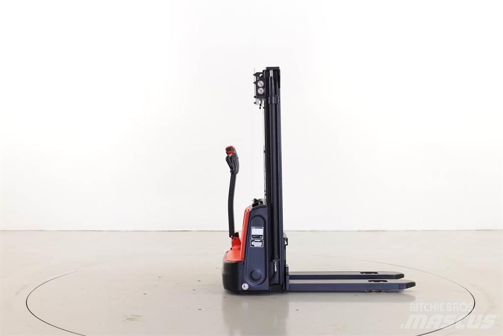 EP ESA121 手推堆垛车