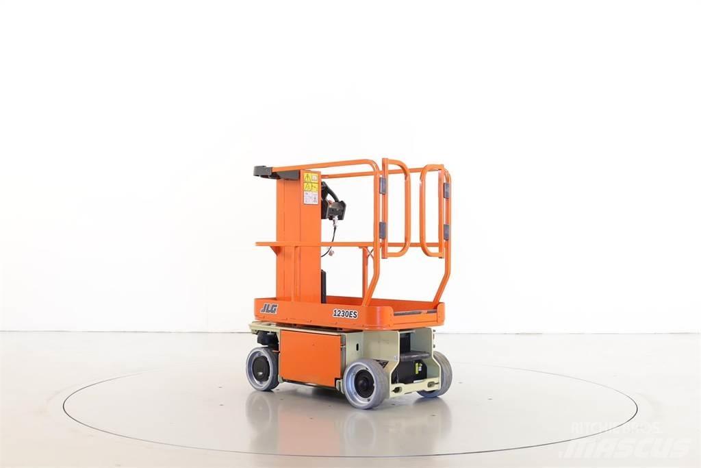 JLG 1230ES 客货电梯