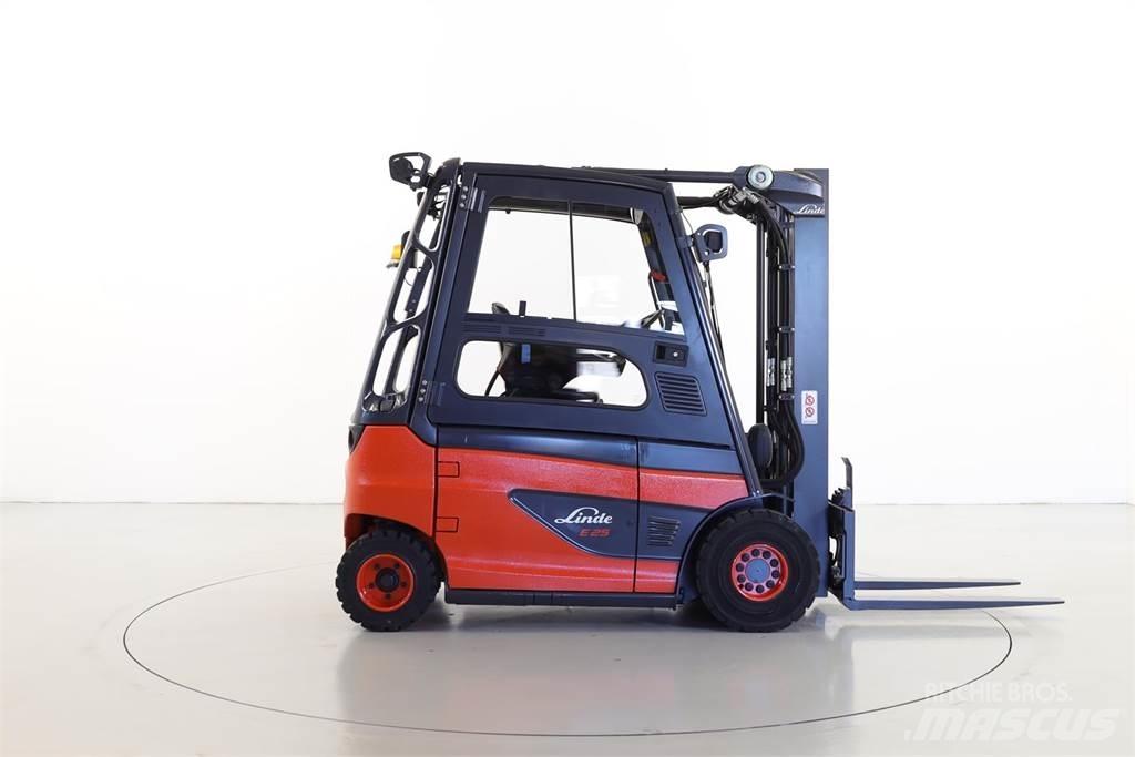 Linde E25-01 387 电动叉车