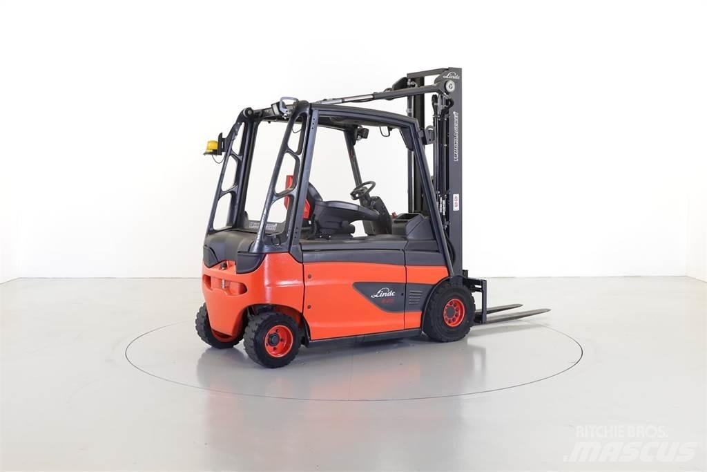 Linde E25L 电动叉车