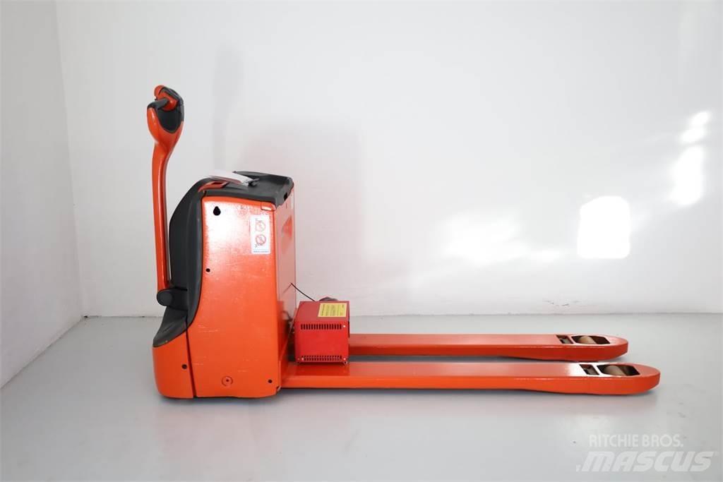 Linde T-18 手摇升降机