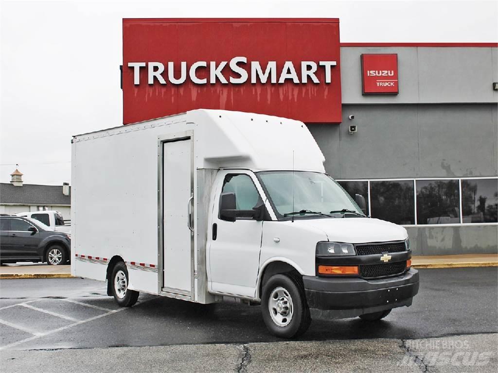 Chevrolet 3500 商务面包车