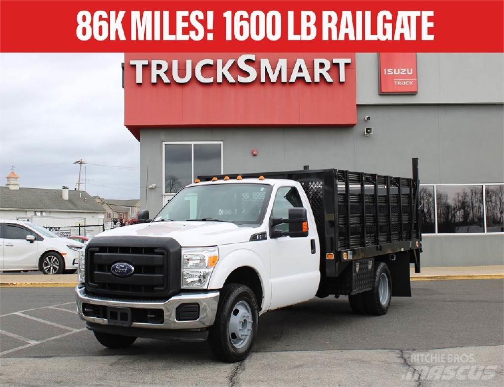 Ford F350 平板栏板货车