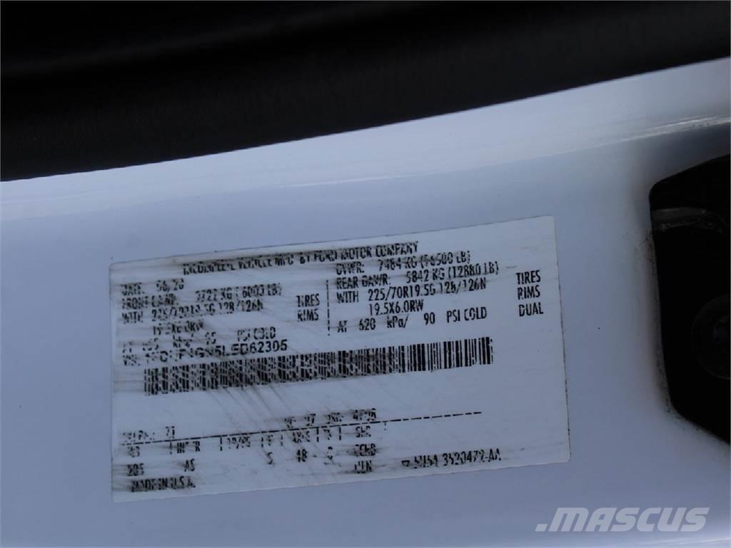 Ford F450 厢式货车