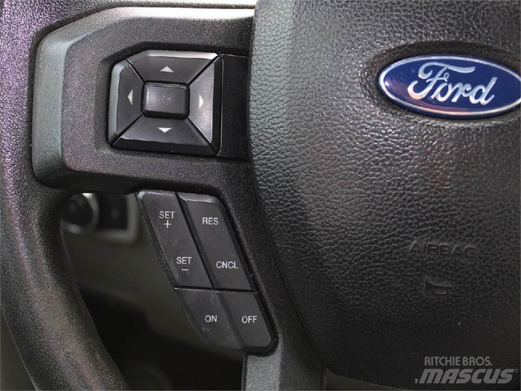 Ford F550 车载式高空作业车