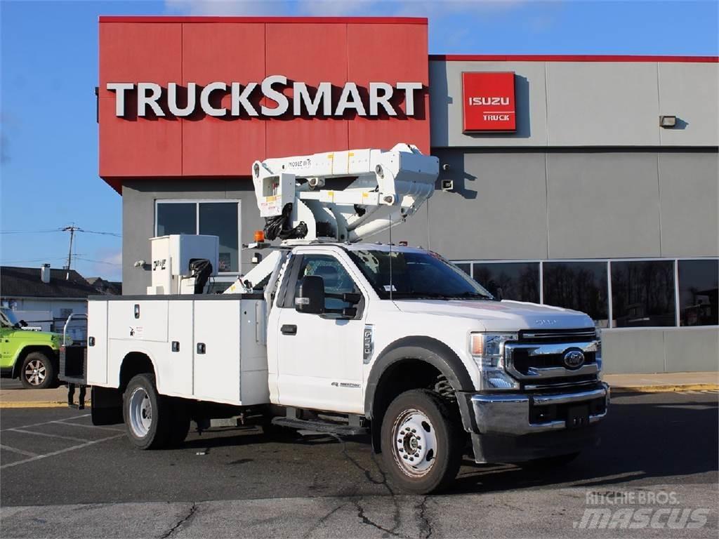 Ford F550 车载式高空作业车
