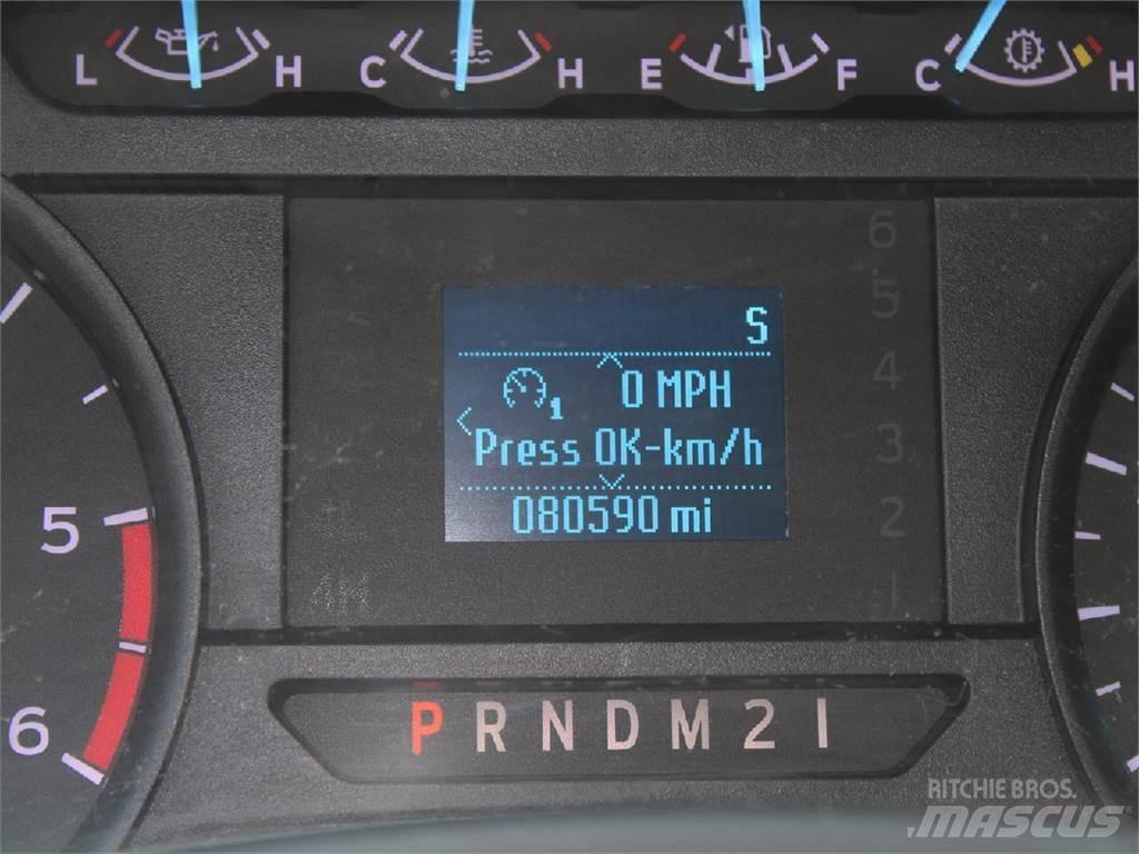 Ford F550 起重车