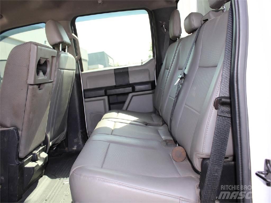 Ford F550 自卸式货车