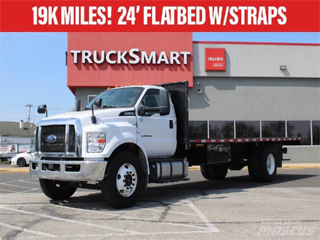 Ford F650 平板栏板货车
