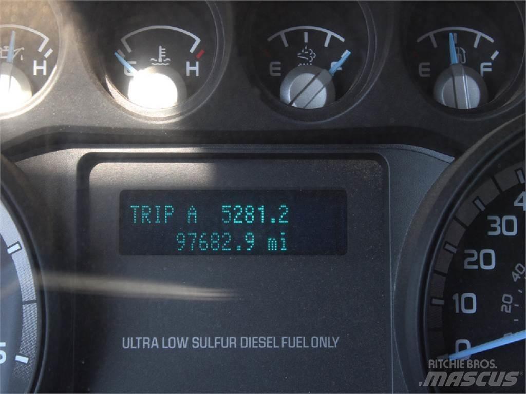 Ford F750 自卸式货车